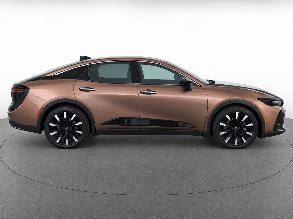 2023 Toyota Crown Platinum